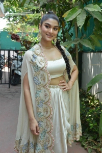 Saiee Manjrekar Latest Photos @ Ghani Movie Interview