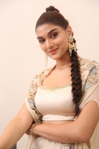 Saiee Manjrekar Latest Photos @ Ghani Movie Interview