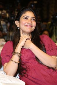 Thandel Movie Heroine Sai Pallavi Cute Pictures