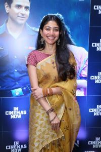 Actress Sai Pallavi Saree Pics @ Amaran Success Meet