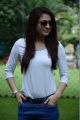 Salim Movie Heroine Aksha Pardasany Hot Photos