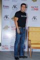 Salman Khan Promotes Dabangg 2 at Park Hotel, Hyderabad