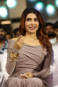 Actress Samantha Pictures @ Jigra Movie Pre Release