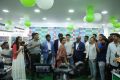 Actress Samantha Launches Oppo F11 Pro at Vijayawada Big C Mobiles Show Room Photos