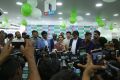 Actress Samantha launches Oppo F11 Pro at Big C Mobiles Vijayawada Photos