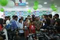 Actress Samantha launches Oppo F11 Pro at Big C Mobiles Vijayawada Photos