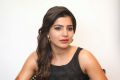 Cute Samantha Pictures at Son Of Satyamurthy Promotions