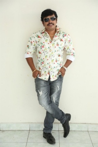 Actor Sampoornesh Babu Photos @ Cauliflower Movie Interview