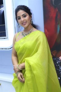 Actress Samyuktha Menon Photos @ Ladia Diamond Store Launch