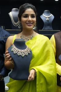 Samyuktha Menon Yellow Saree Photos @ Ladia-Lab Grown Diamond Jewellery Launch