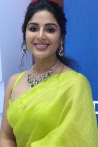 Actress Samyuktha Menon Photos @ Ladia Diamond Store Launch