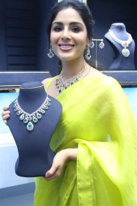 Samyuktha Menon Yellow Saree Photos @ Ladia-Lab Grown Diamond Jewellery Launch