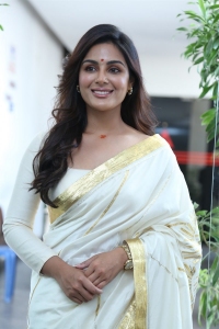 Virupaksha Movie Actress Samyuktha Menon New Stills
