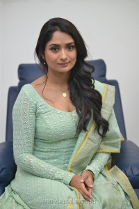 Actress Sandhya Raju Cute Pics @ Natyam Movie Interview