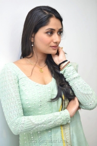 Actress Sandhya Raju Pics @ Natyam Movie Interview