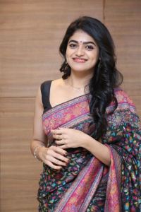 Actress Sangeerthana Vipin Cute Saree Images