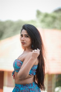 Telugu Actress Sanjana Naidu Photoshoot Pics