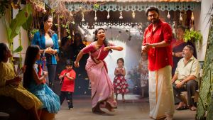 Aishwarya Rajesh, Venkatesh in Sankranthiki Vasthunnam HD Images