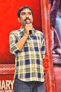 Lyricist Bhaskara Bhatla @ Sankranthiki Vasthunam Blockbuster Musical Night Photos