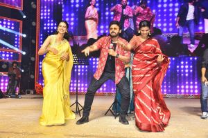 Meenakshi Chaudhary,, Venkatesh, Aishwarya Rajesh @ Sankranthiki Vasthunam Blockbuster Musical Night Photos