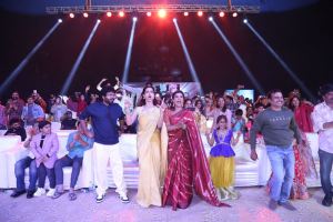 Sankranthiki Vasthunam Blockbuster Musical Night Photos