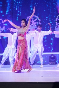 Divya Vadthya Dance @ Santhosham Suman TV Awards 2021 Function Stills