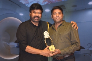 Chiranjeevi, Randy Rathnavelu @ Santosham Suman TV Awards 2021 Function Stills