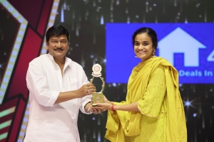 Rajendra Prasad, Priyanka Dutt @ Santosham Suman TV Awards 2021 Function Stills