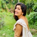 Actress Sarayu Mohan New Photoshoot Stills