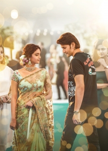 Keerthy Suresh, Mahesh Babu in Sarkaru Vaari Paata Move HD Images