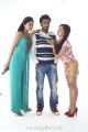 Bindu Madhavi, Thaman Kumar, Piaa Bajpai in Sattam Oru Iruttarai Stills