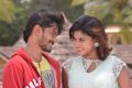 Sanjeevi, Oviya in Seeni Movie New Stills