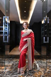 Manamey Movie Heroine Seerat Kapoor Red Saree Pictures