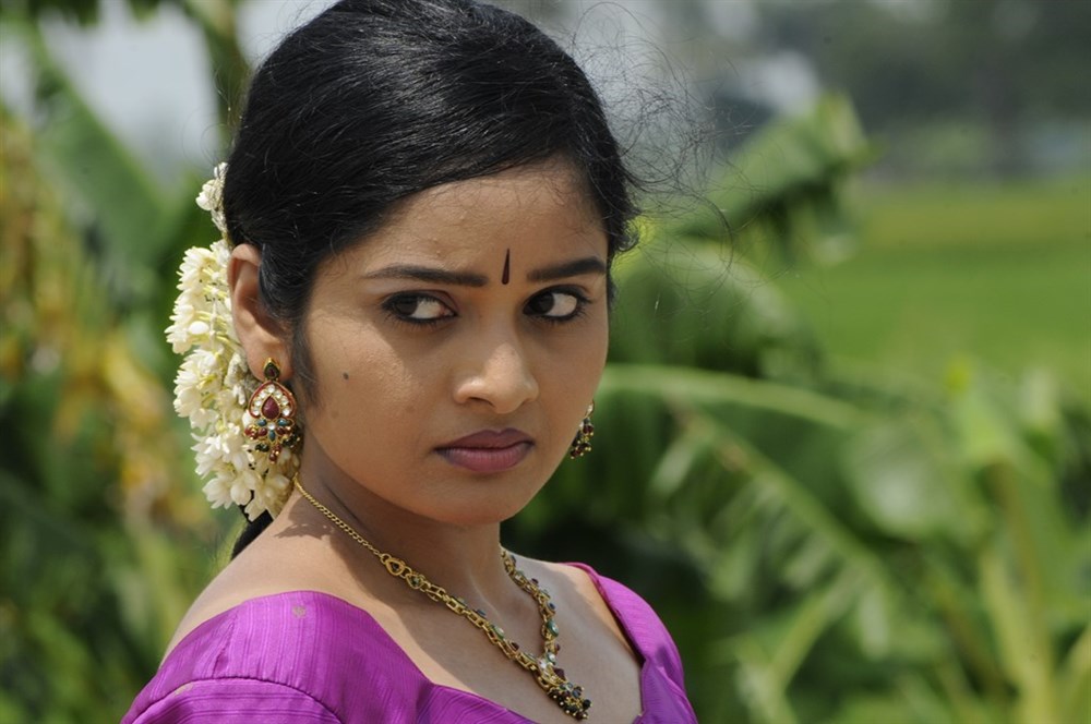 Tamil movies download. Advaitha.