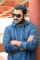 Actor Sharwanand Pictures @ Padi Padi Leche Manasu Movie Interview