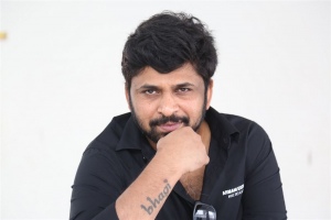 Kushi Movie Director Shiva Nirvana Interview Stills