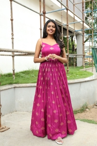 Kotabommali PS Movie Actress Shivani Rajasekhar New Stills