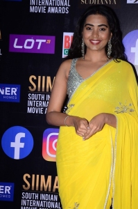 Actress Shivathmika Rajashekar Yellow Saree Photos @ SIIMA 2021