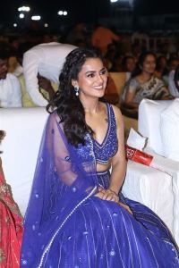 Daaku Maharaaj Actress Shraddha Srinath Images