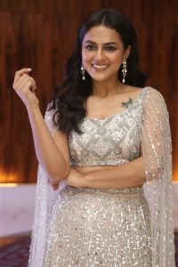 Daaku Maharaaj Actress Shraddha Srinath Latest Stills