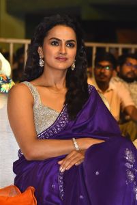 Mechanic Rocky Actress Shraddha Srinath Blue Saree Pics