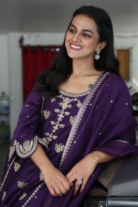 Dhaku Maharaj Heroine Shraddha Srinath New Stills