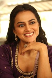 Dhaku Maharaj Heroine Shraddha Srinath New Stills