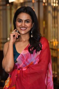 Shraddha Srinath Saree Pictures @ Dhaku Maharaj Trailer Launch