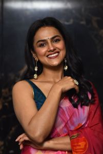 Shraddha Srinath Saree Pictures @ Dhaku Maharaj Trailer Launch