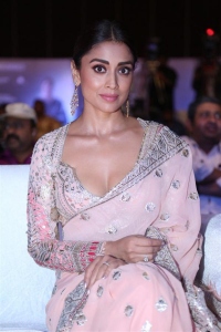 Actress Shriya Saran Saree Pics @ Kabzaa First Song Launch