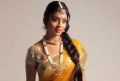 Shriya Saran Hot & Cute in Traditonal Saree Pics