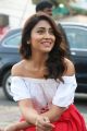 Actress Shriya Saran Photoshoot on Hyderabad Road for Paisa Vasool Movie Promotions