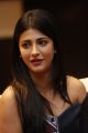 Actress Shruti Haasan Interview Photos about Srimanthudu Movie