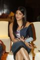 Srimanthudu Movie Actress Shruti Haasan Interview Photos